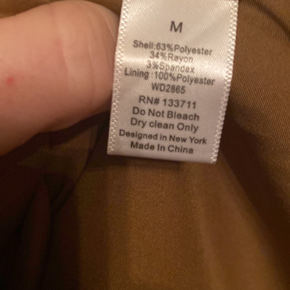 Addison size medium two-piece dress set. Excellent condition. - Picture 7 of 9